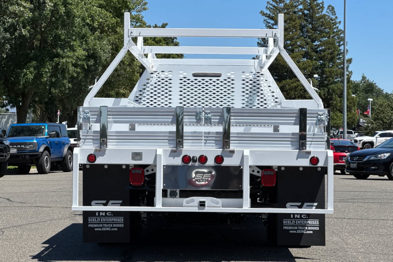 New 2026 Ford Super Duty F-550 DRW Truck