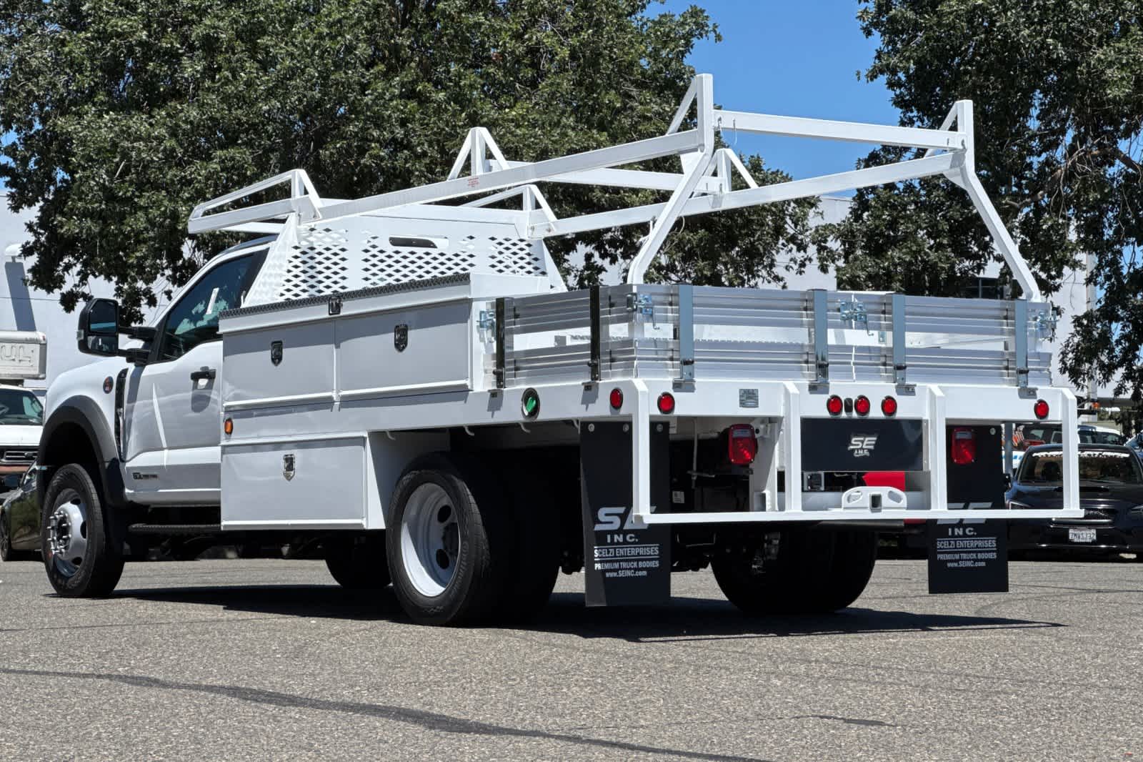 New 2026 Ford Super Duty F-550 DRW Truck