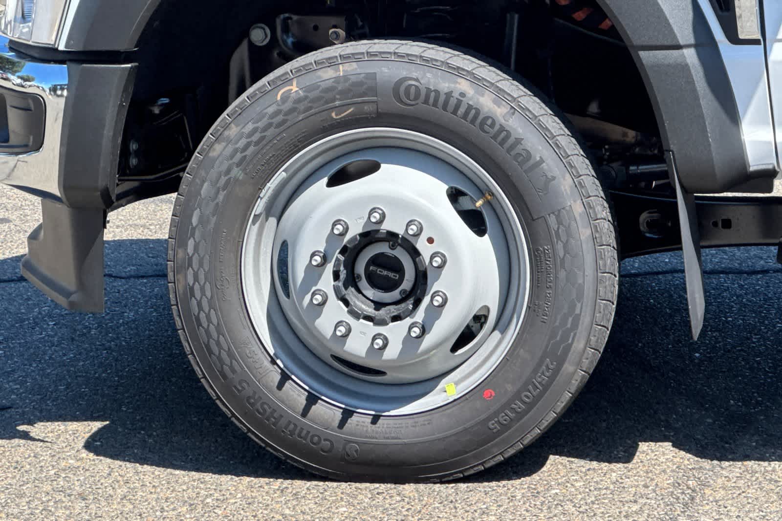 New 2026 Ford Super Duty F-550 DRW Truck