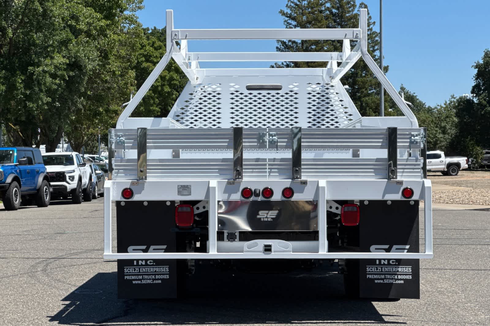 New 2026 Ford Super Duty F-550 DRW Truck
