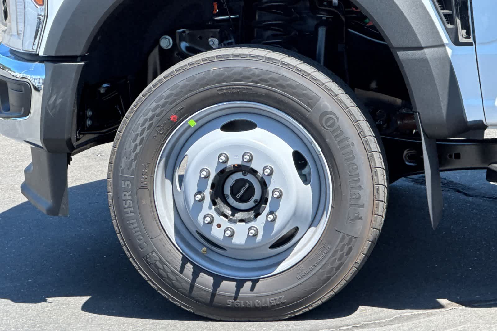 New 2026 Ford Super Duty F-550 DRW Truck