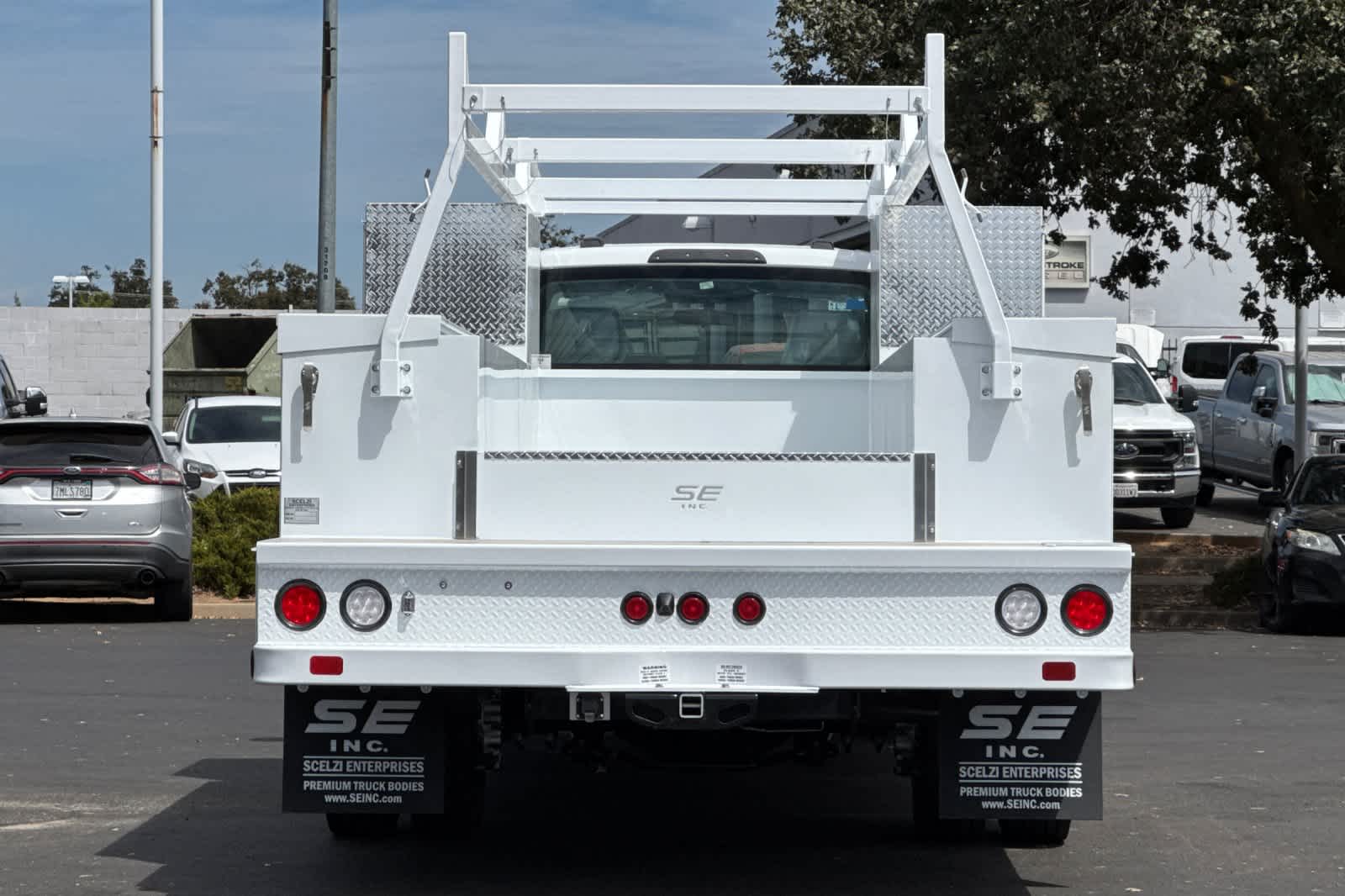 New 2026 Ford Super Duty F-550 DRW Truck