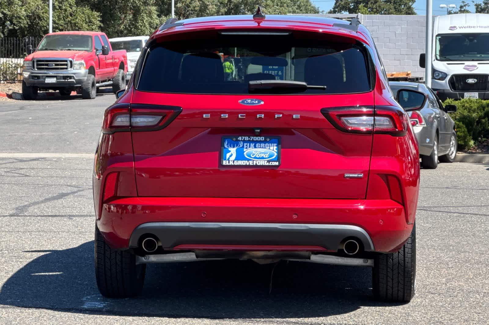 View vehicle photo 7