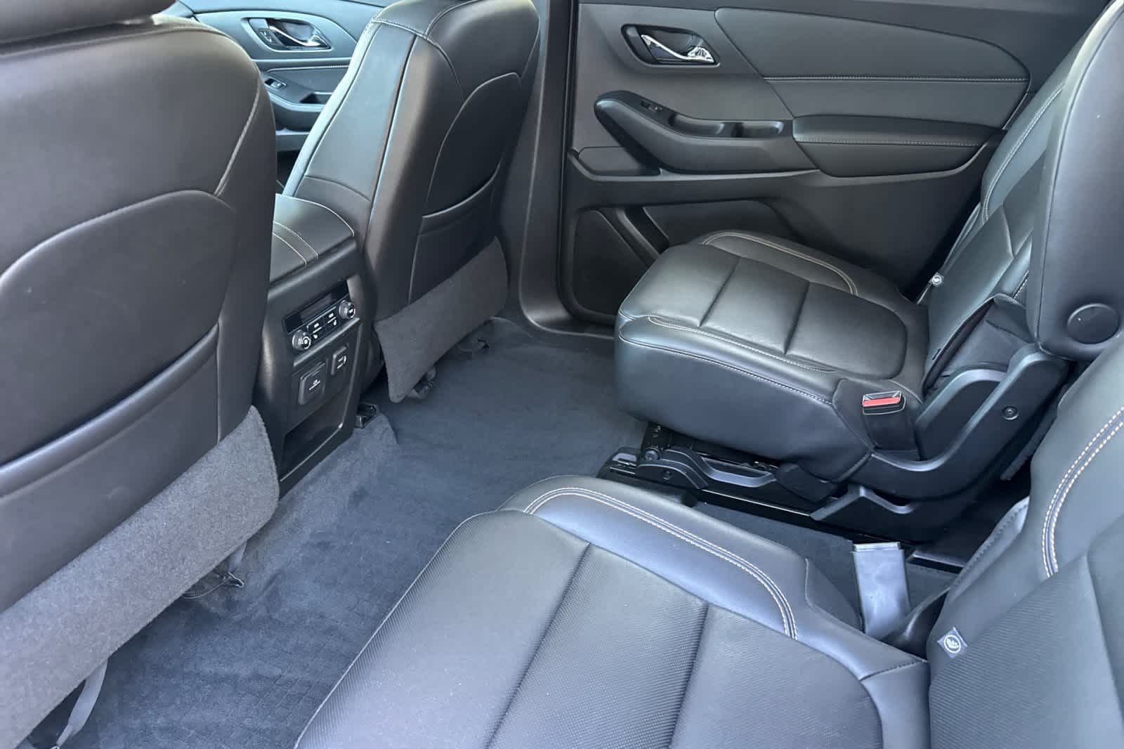 Used 2021 Chevrolet Traverse SUV