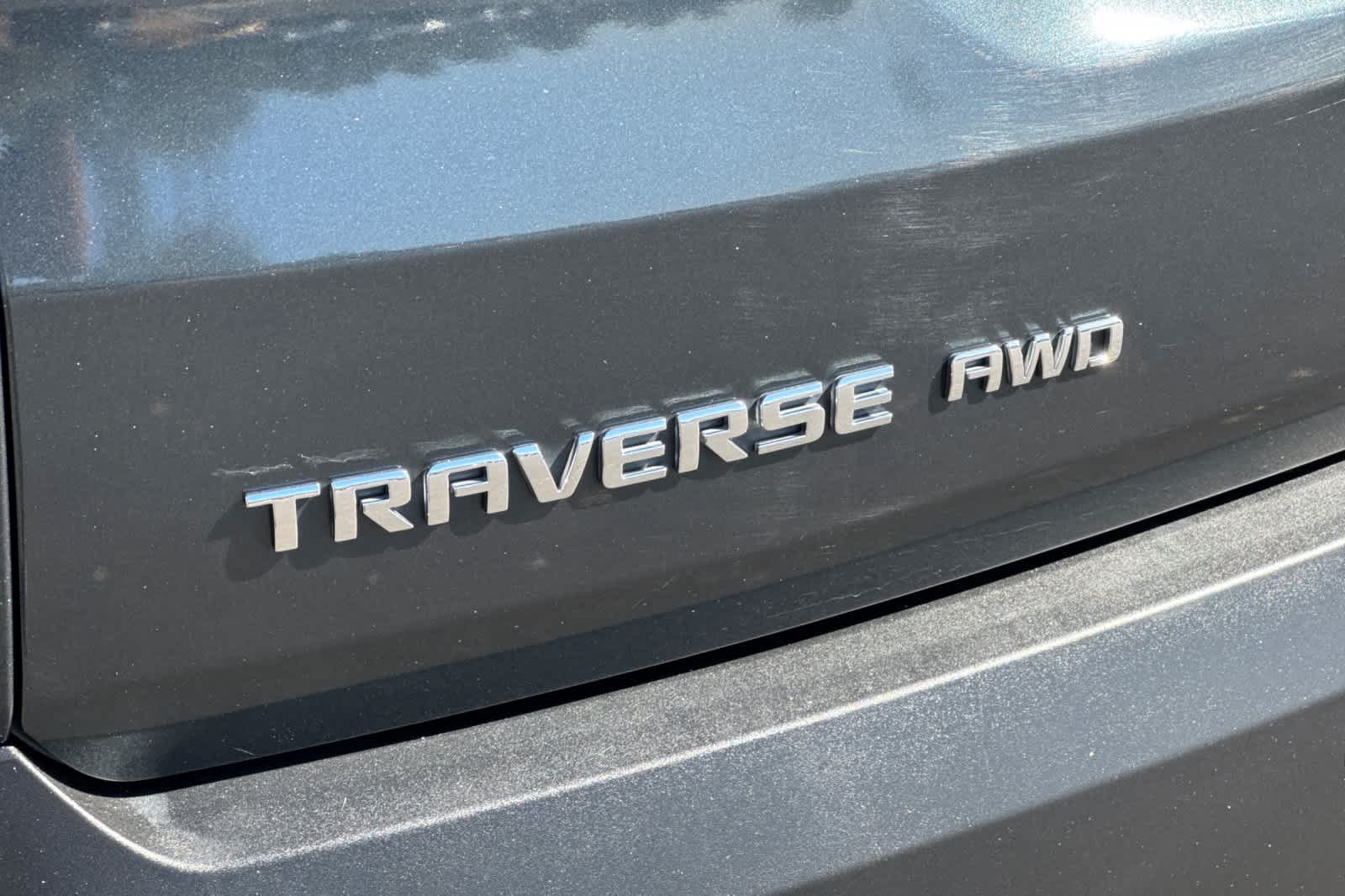 Used 2020 Chevrolet Traverse SUV