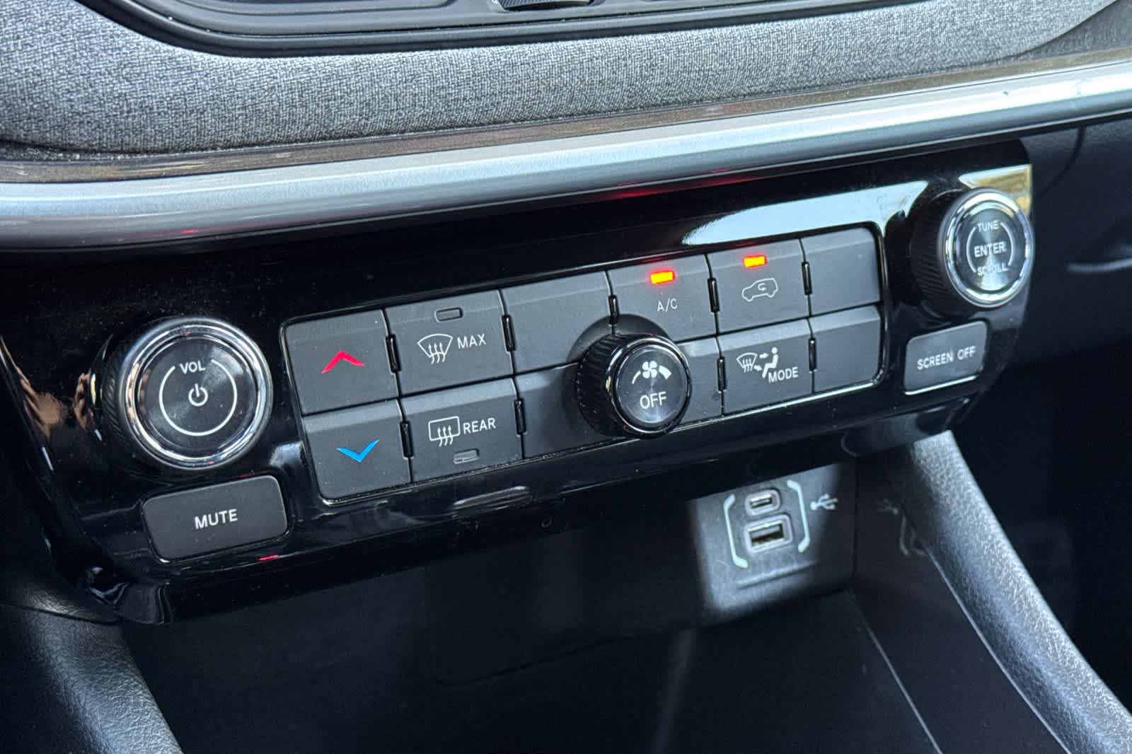 Used 2024 Jeep Compass SUV