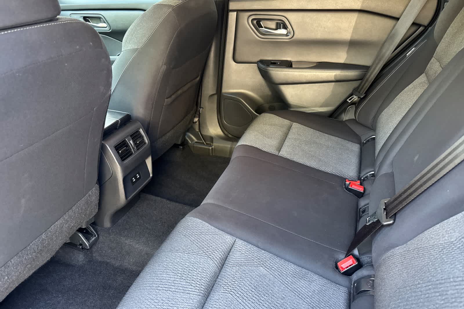 Used 2025 Nissan Rogue SUV