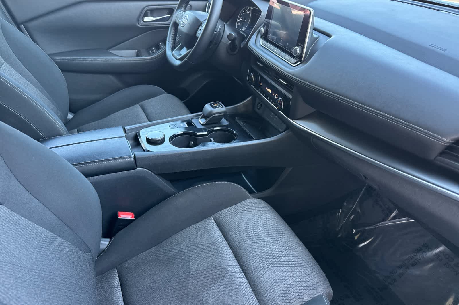 Used 2025 Nissan Rogue SUV