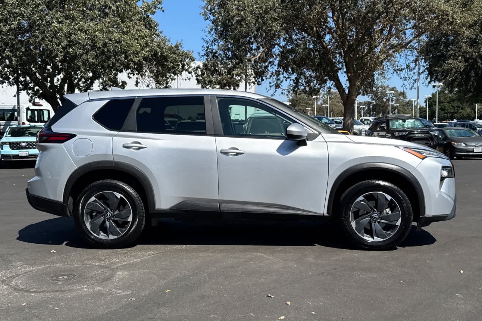 Used 2025 Nissan Rogue SUV