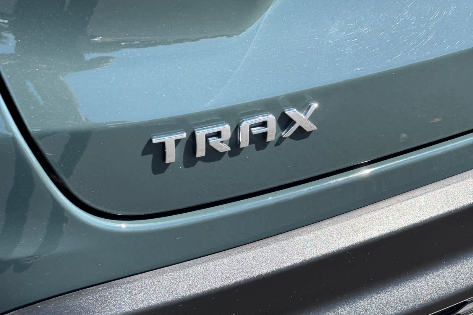 Used 2025 Chevrolet Trax SUV
