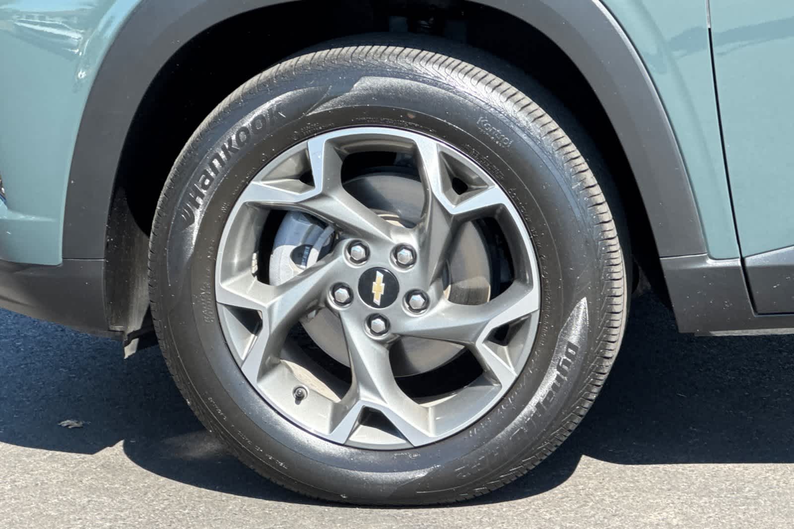 Used 2025 Chevrolet Trax SUV