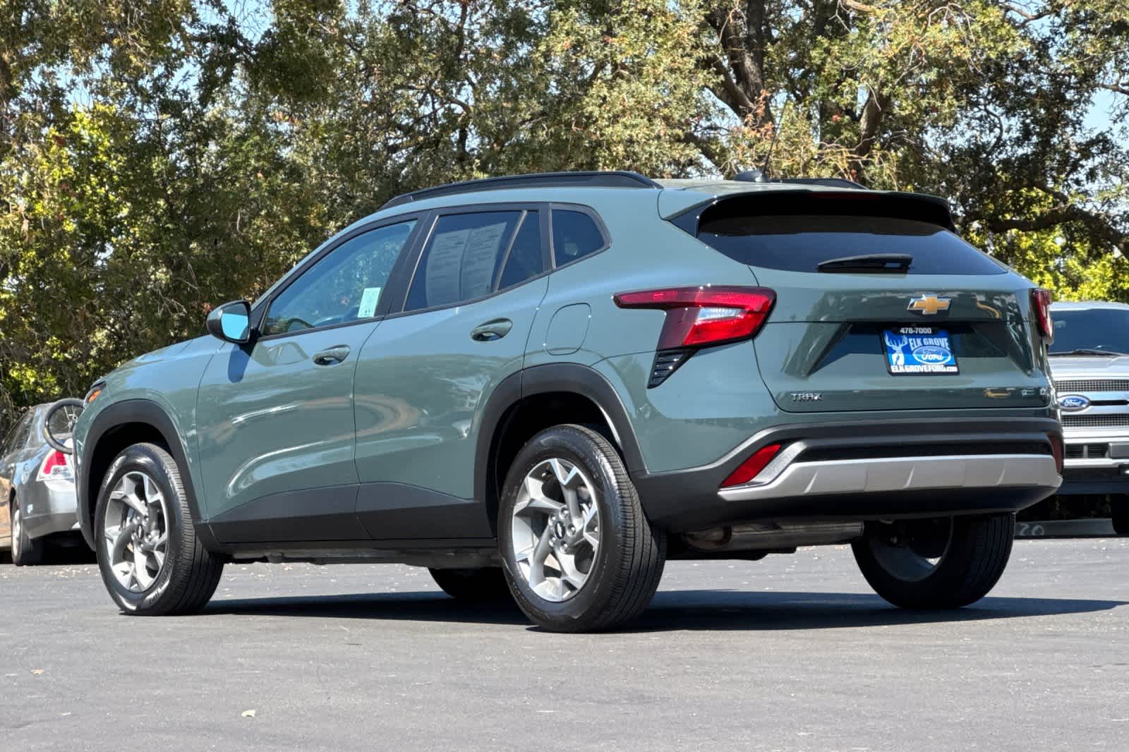 Used 2025 Chevrolet Trax SUV