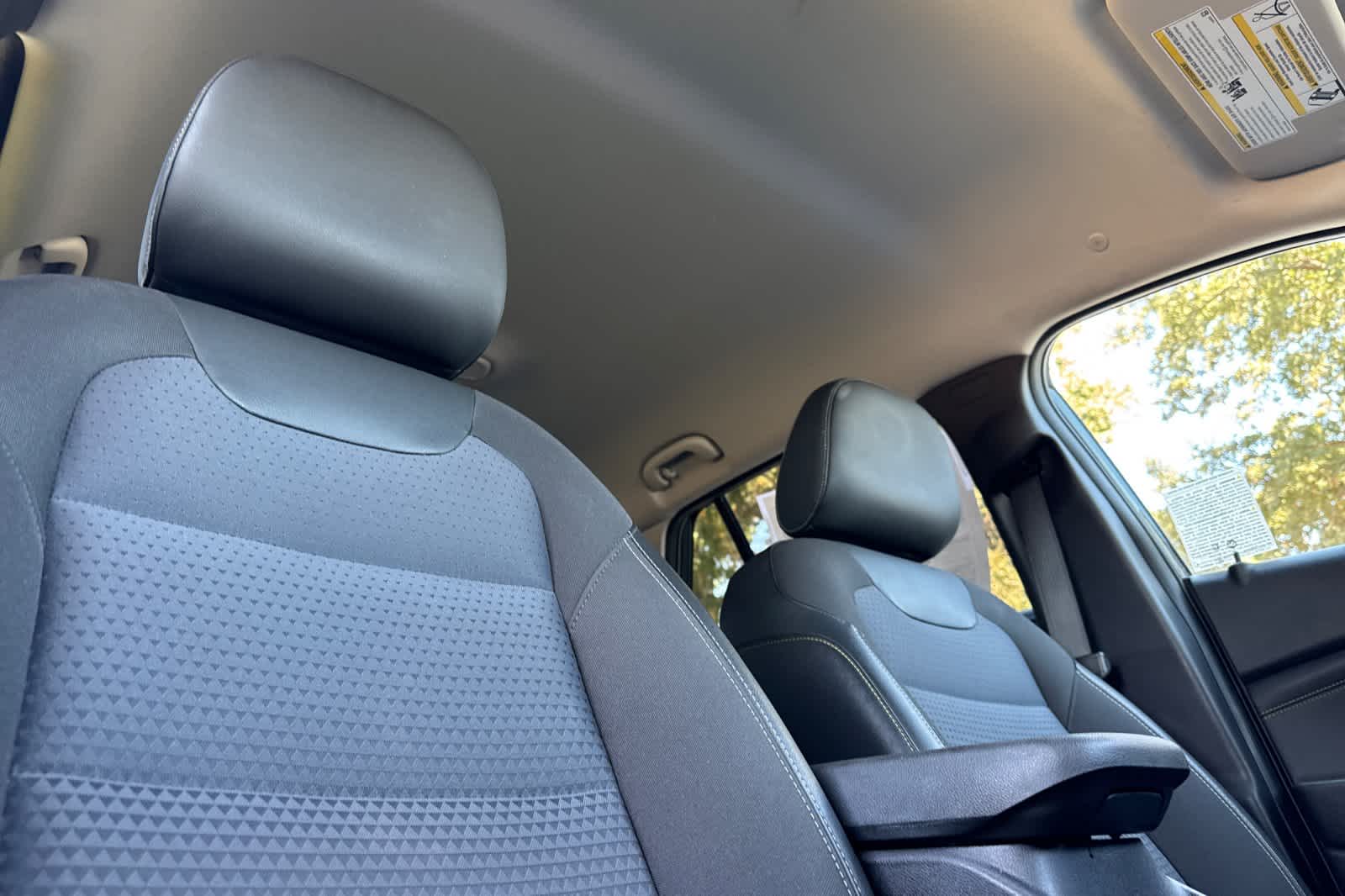 Used 2025 Chevrolet Trax SUV