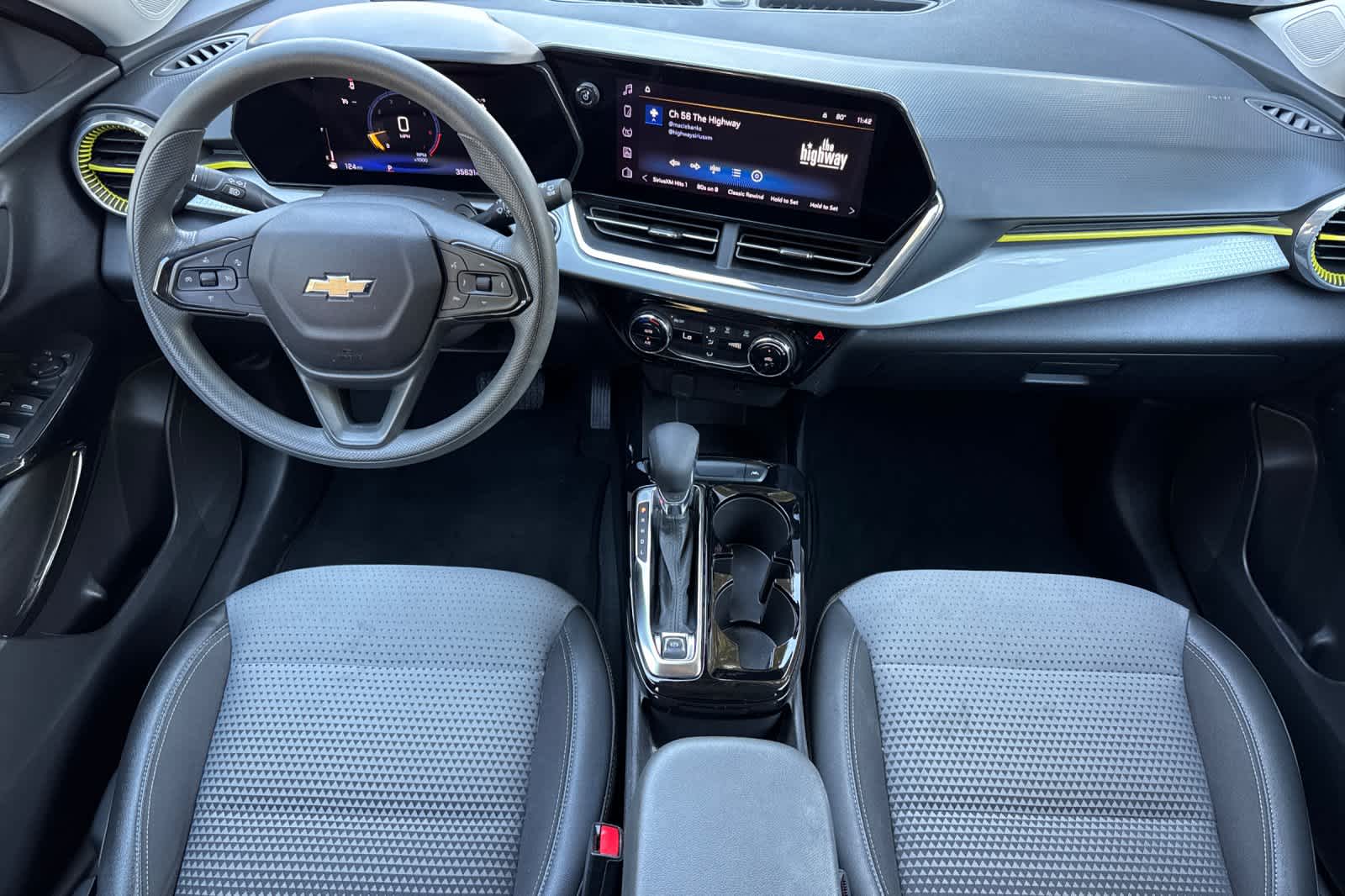 Used 2025 Chevrolet Trax SUV