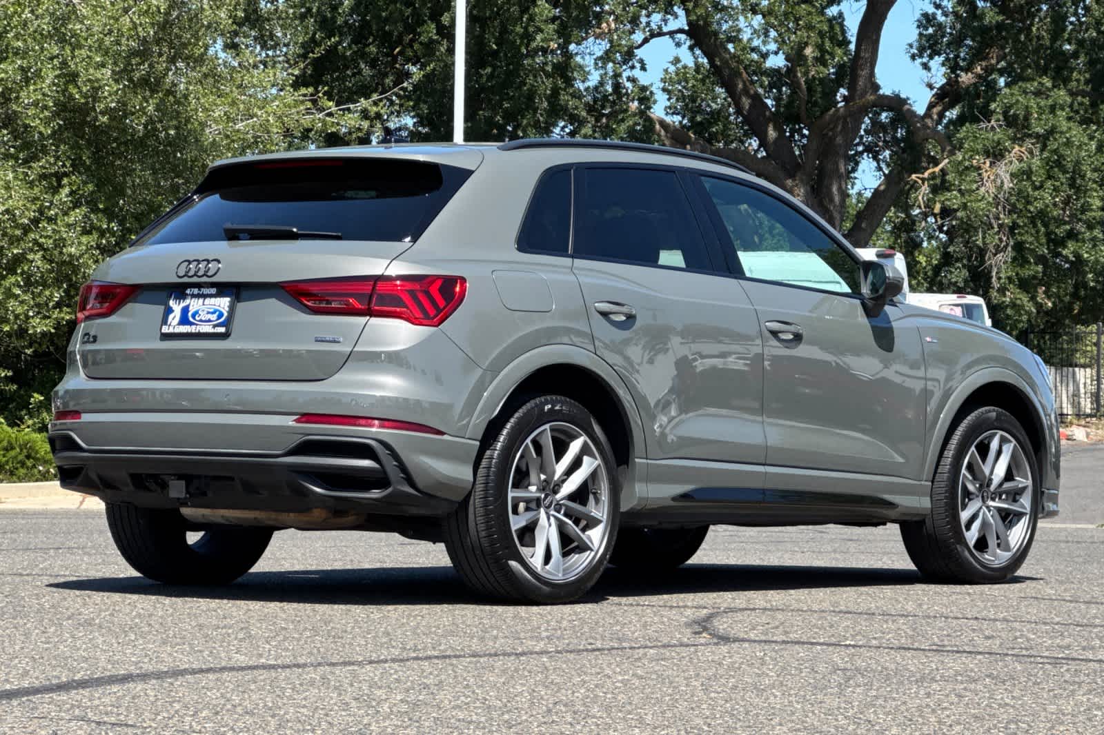 car-gallery-2