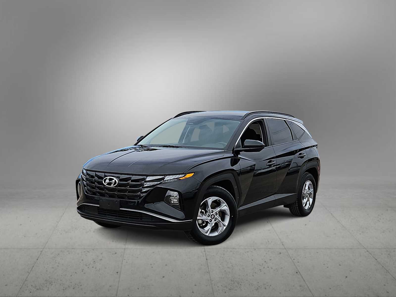 Black Pearl 2024 Hyundai Tucson SEL FWD SUV / Crossover Front-Wheel Drive 8-Speed Automatic