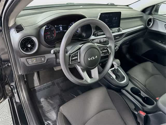 Used 2024 Kia Forte LXS with VIN 3KPF24AD8RE705050 for sale in Miami, FL