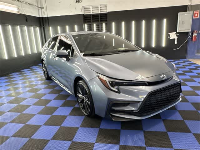 Used 2023 Toyota Corolla SE with VIN 5YFS4MCE5PP142601 for sale in Miami, FL