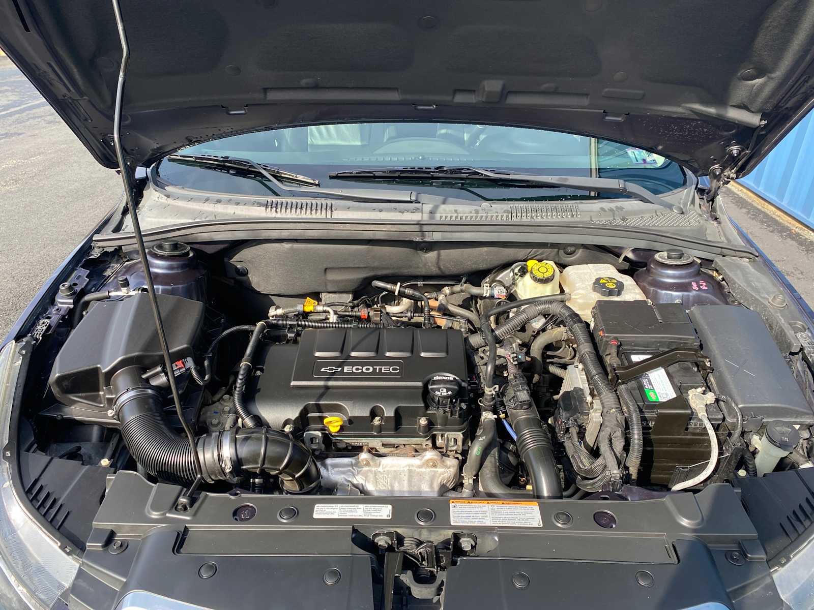 View vehicle photo 5