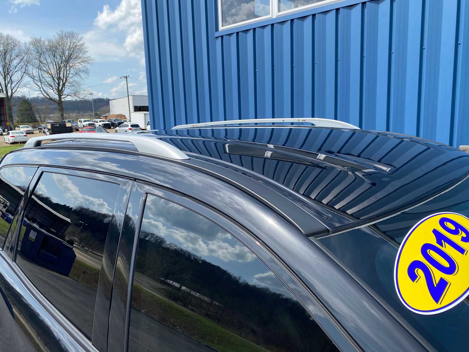 View vehicle photo 5