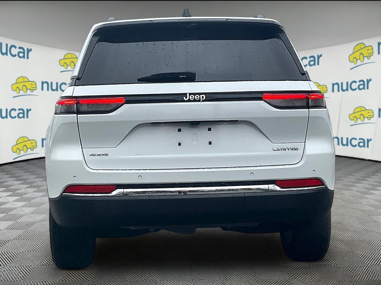 View vehicle photo 5