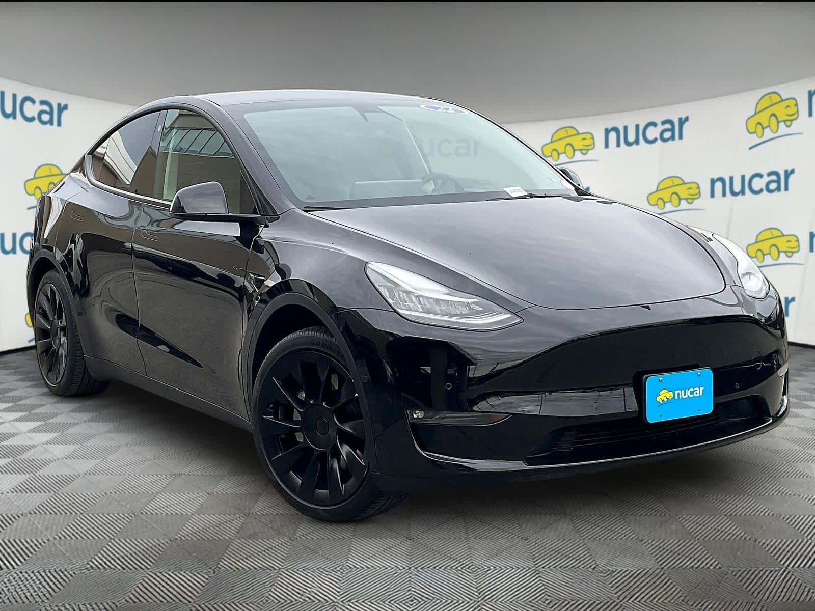 Solid Black 2022 Tesla Model Y Long Range AWD SUV / Crossover All-Wheel Drive 1-Speed Automatic