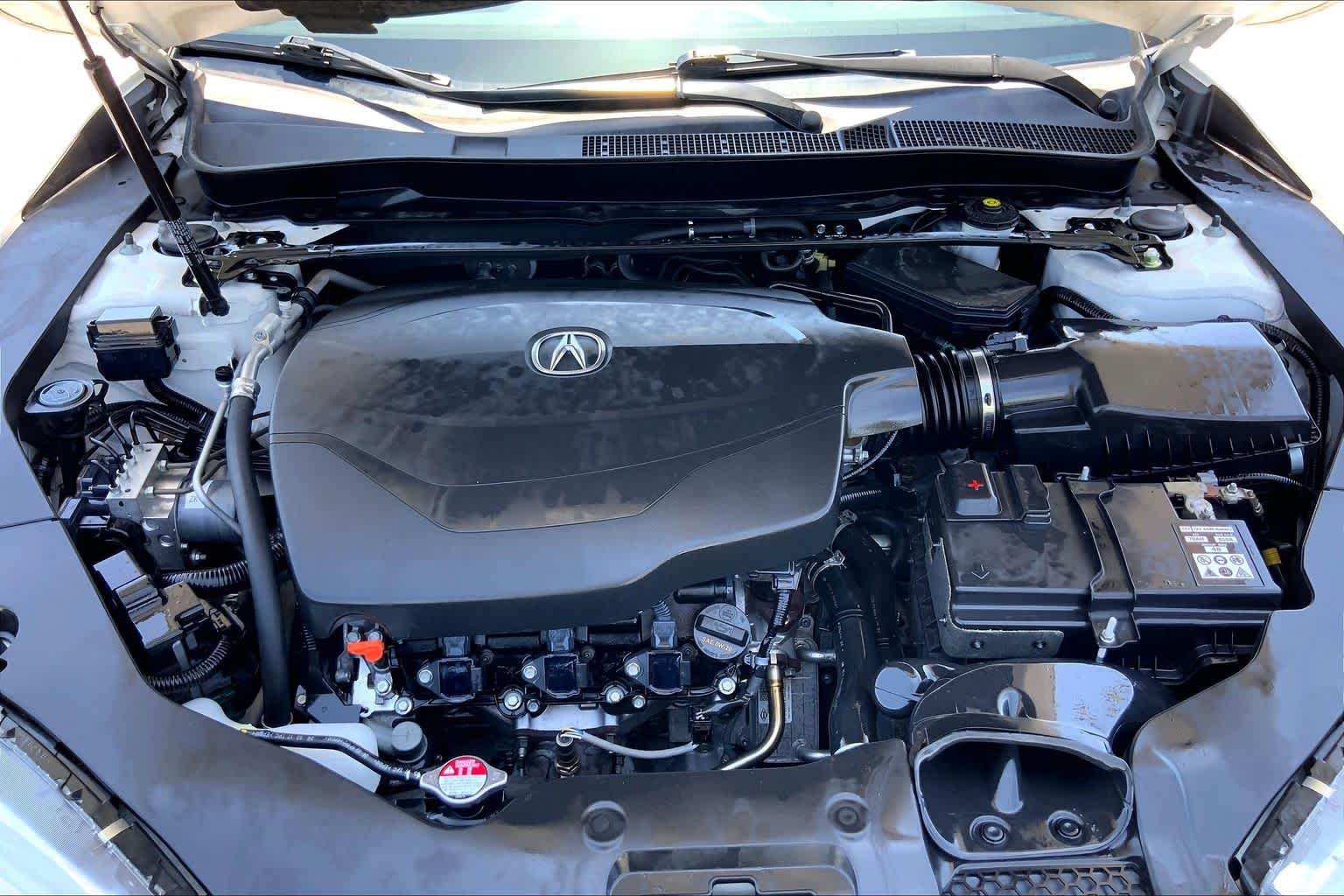 2020 Acura TLX w/Technology Pkg Platinum White Pearl at AutoNation USA Houston