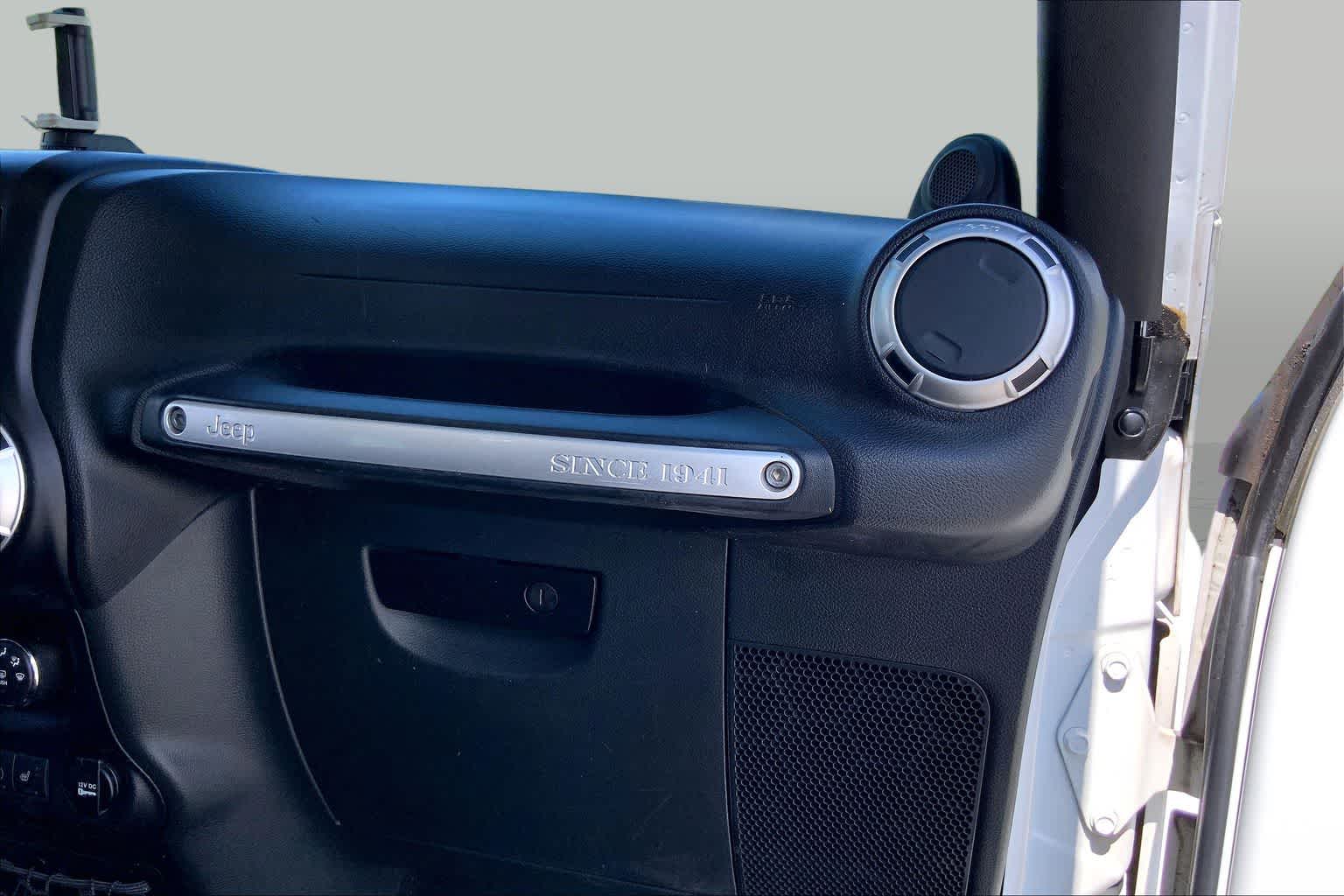 2014 Jeep Wrangler Unlimited Rubicon X Bright White Clearcoat at Mac Haik Ford