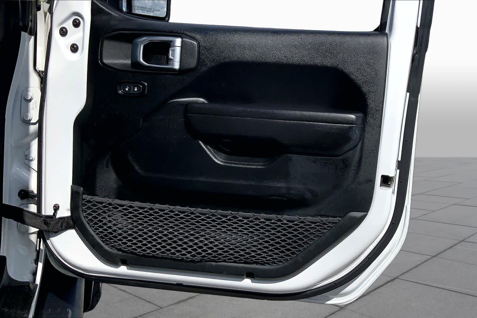 2021 Jeep Wrangler photo 22 of 36