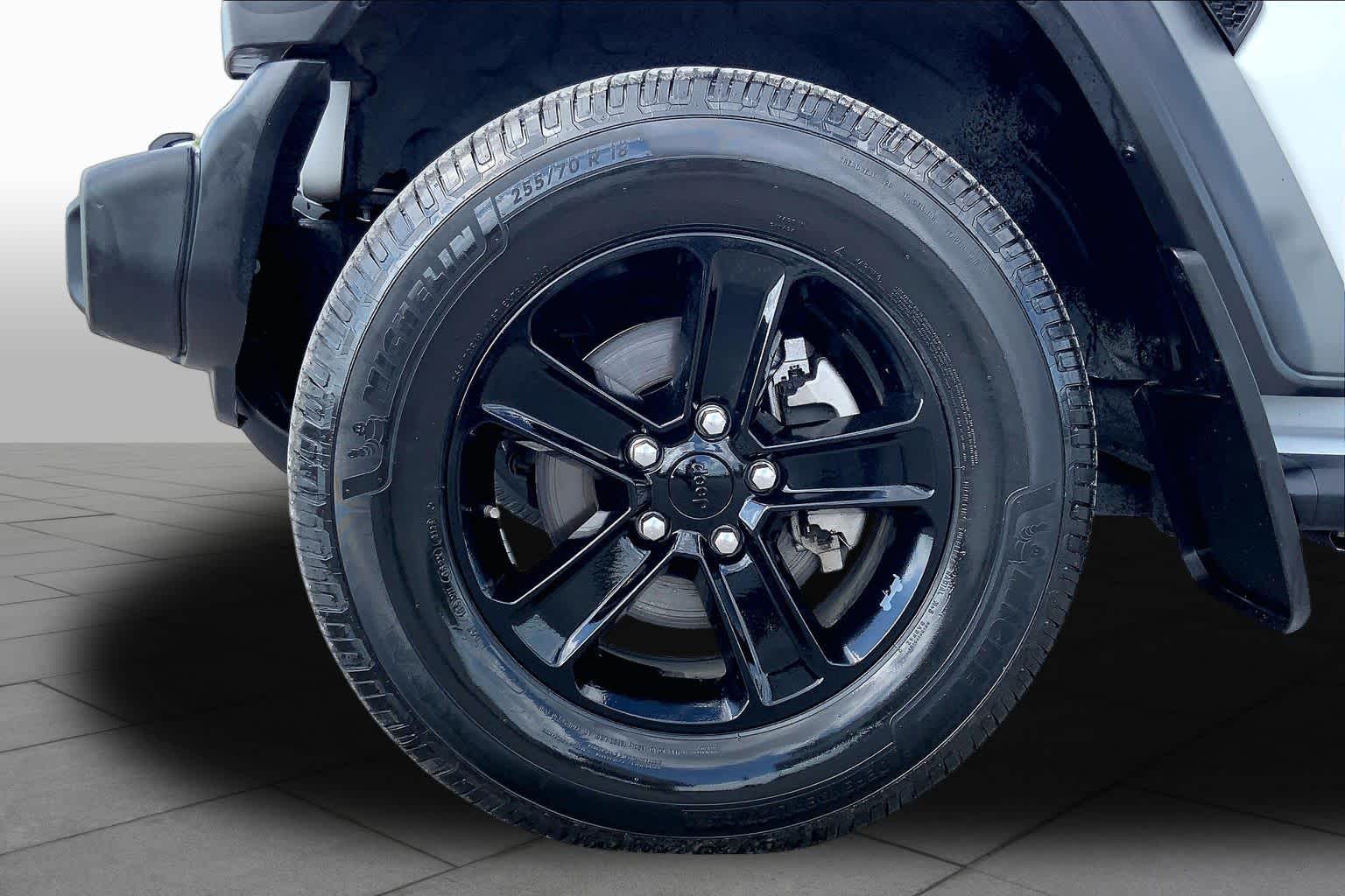 2021 Jeep Wrangler photo 11 of 36