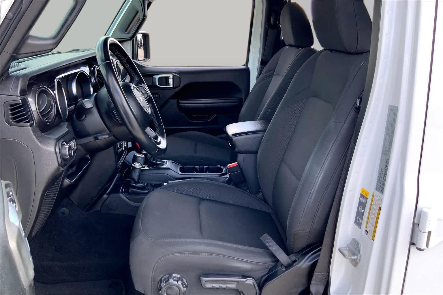 2021 Jeep Wrangler photo 8 of 36