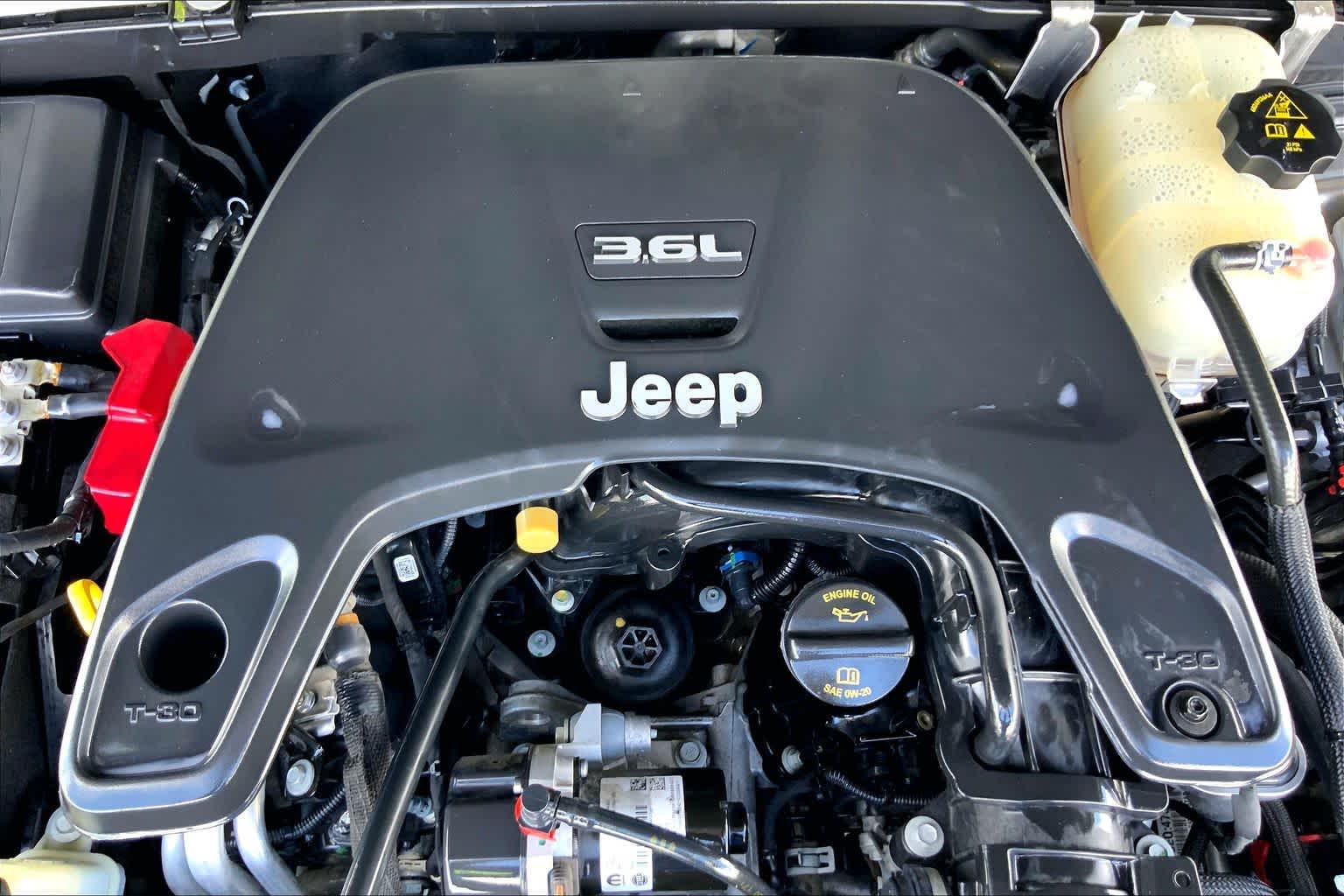 2021 Jeep Wrangler photo 32 of 36