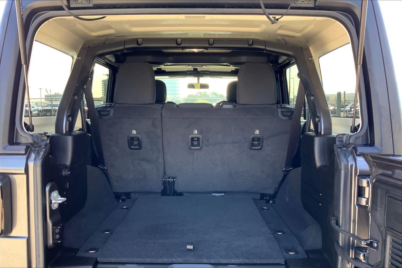 2022 Jeep Wrangler Unlimited Sport S Granite Crystal Metallic Clearcoat at Beck & Masten Kia