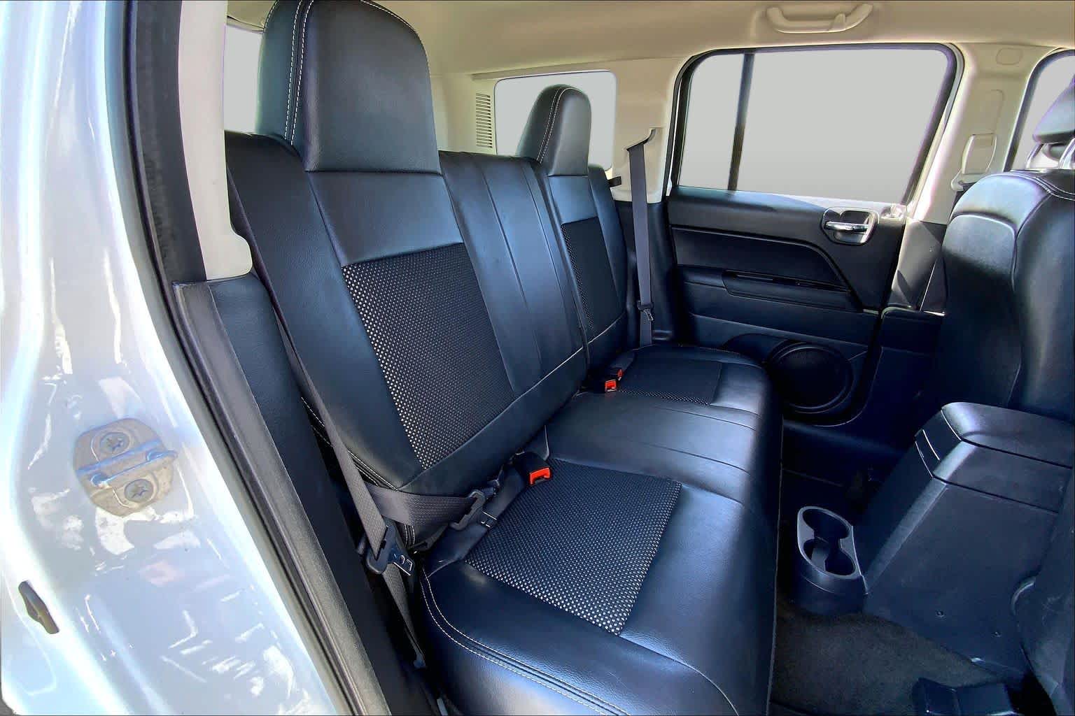 2017 Jeep Patriot photo 18 of 33