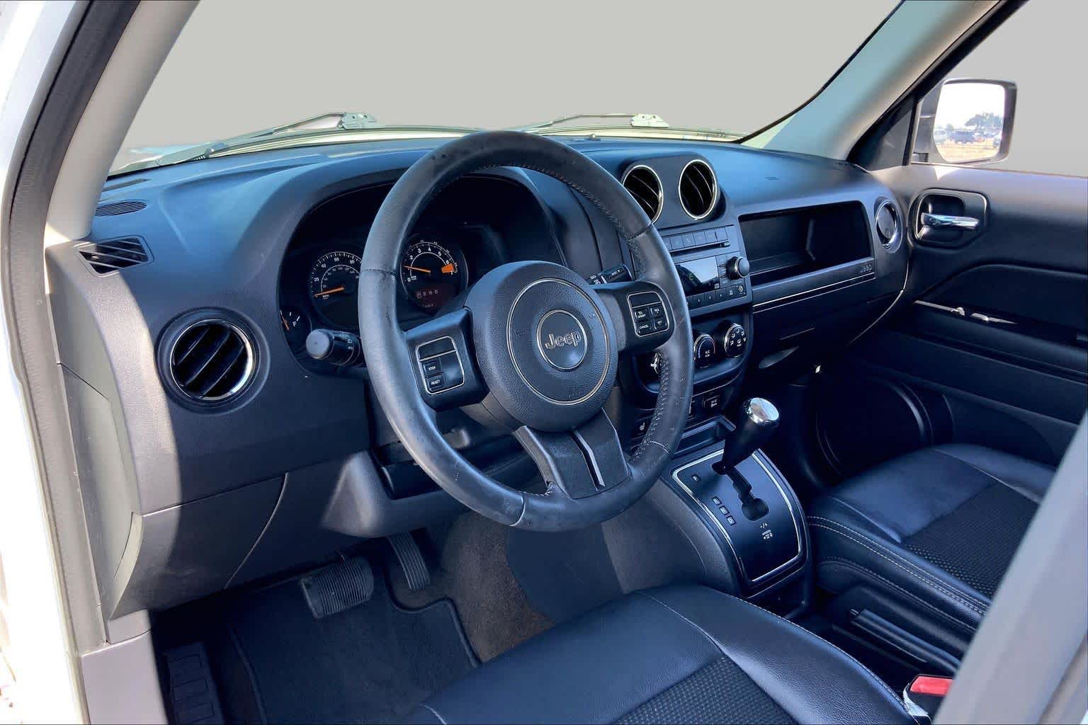 2017 Jeep Patriot photo 16 of 33