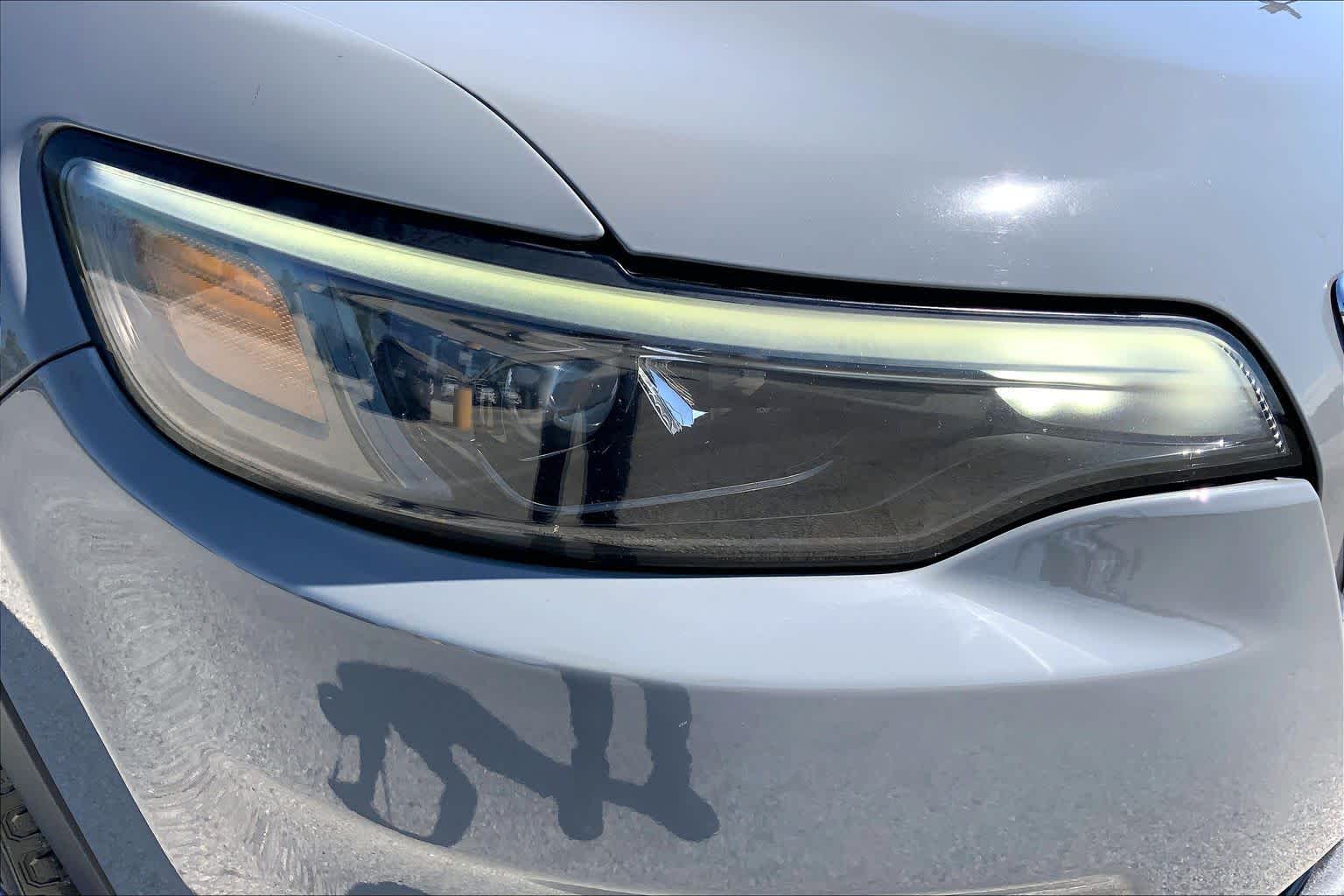 2021 Jeep Cherokee photo 27 of 36