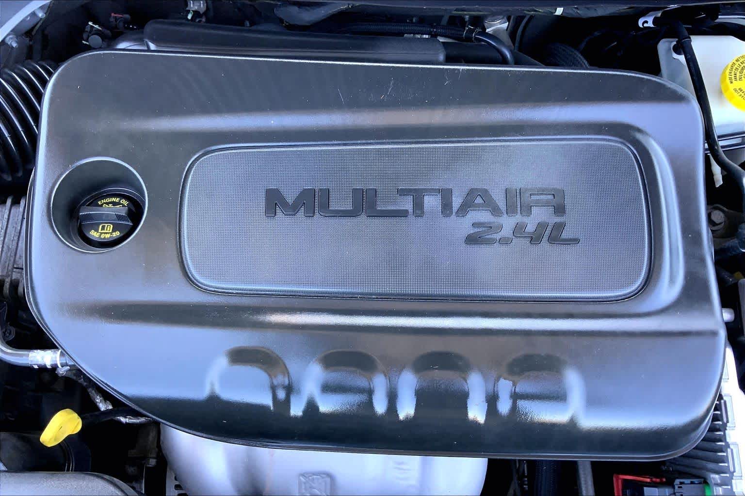 2021 Jeep Cherokee photo 32 of 36