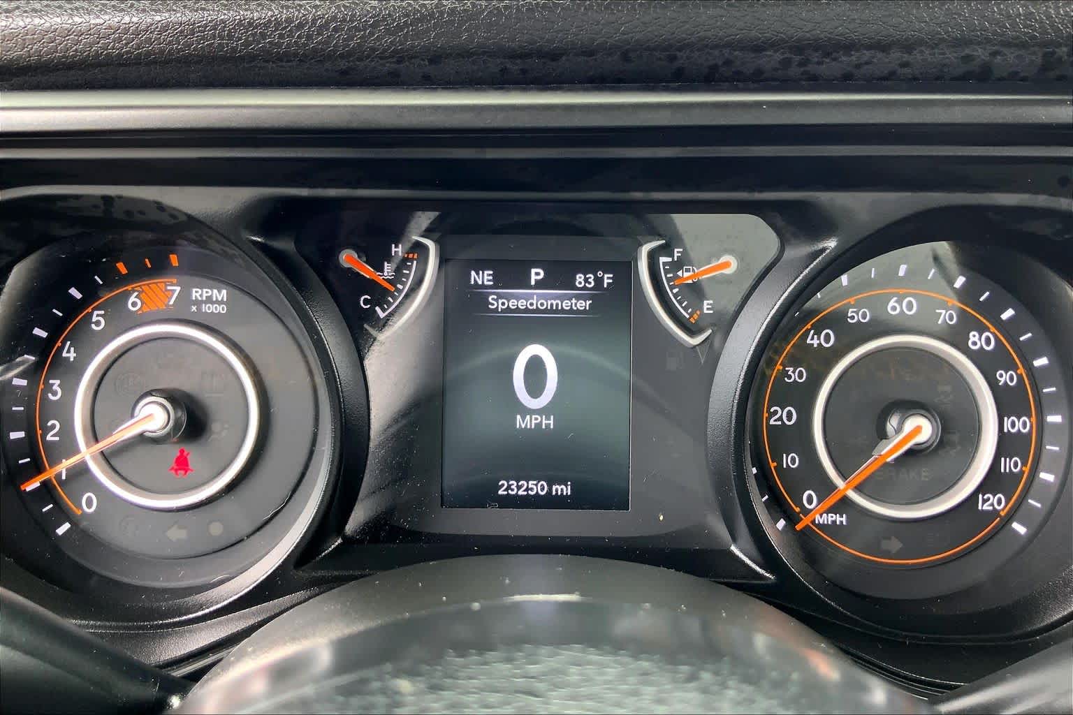2024 Jeep Wrangler photo 25 of 36