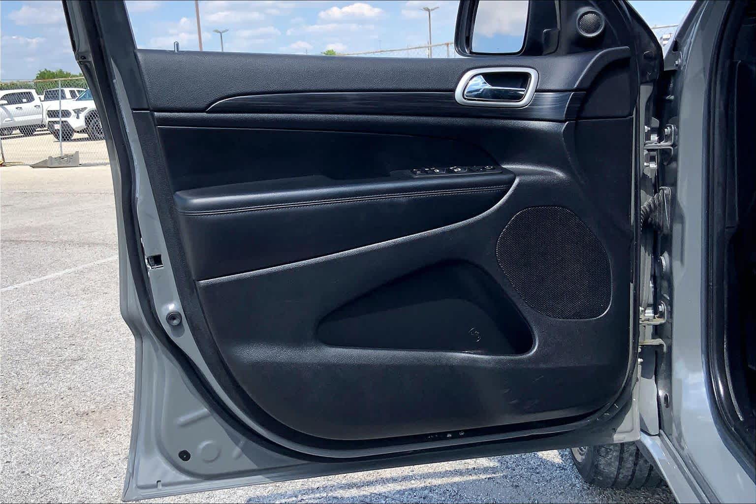 2022 Jeep Grand Cherokee WK Laredo X Sting-Gray Clearcoat at Beck & Masten Kia