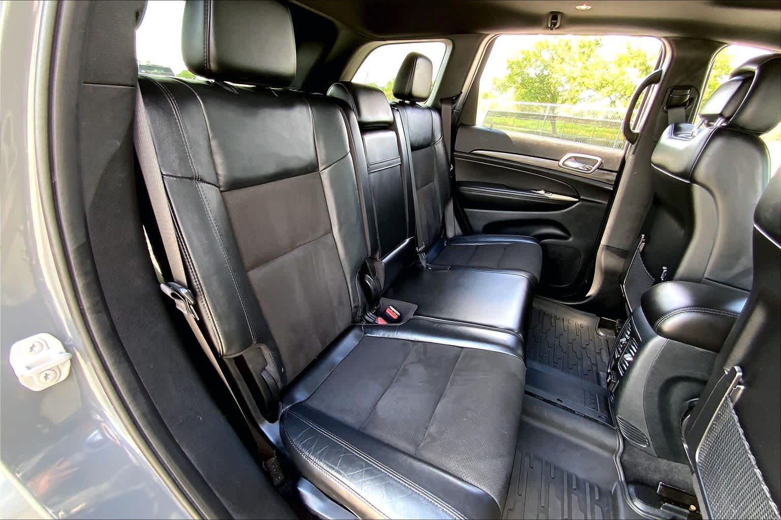 2022 Jeep Grand Cherokee WK Laredo X Sting-Gray Clearcoat at Beck & Masten Kia