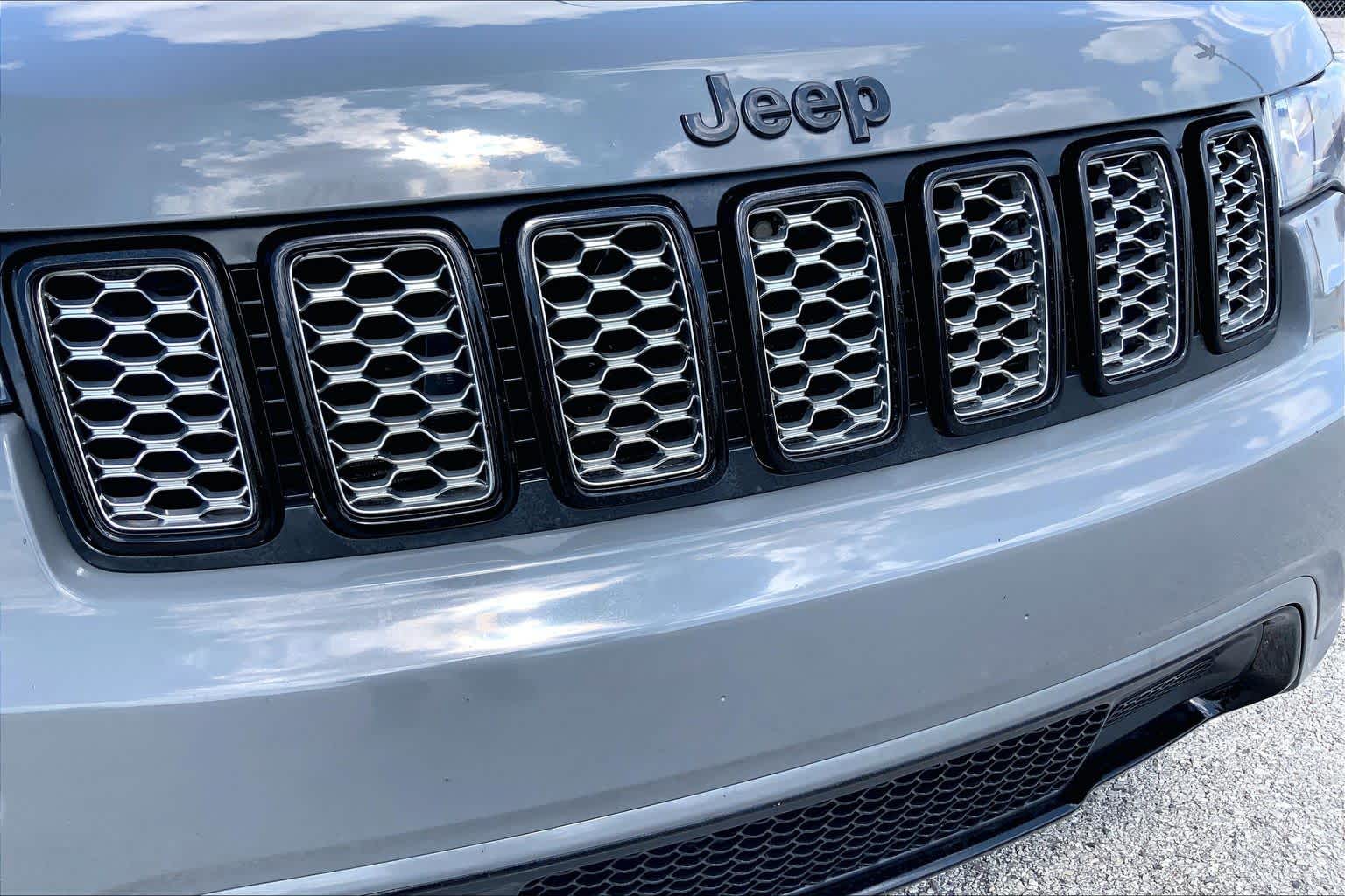 2022 Jeep Grand Cherokee WK Laredo X Sting-Gray Clearcoat at Beck & Masten Kia