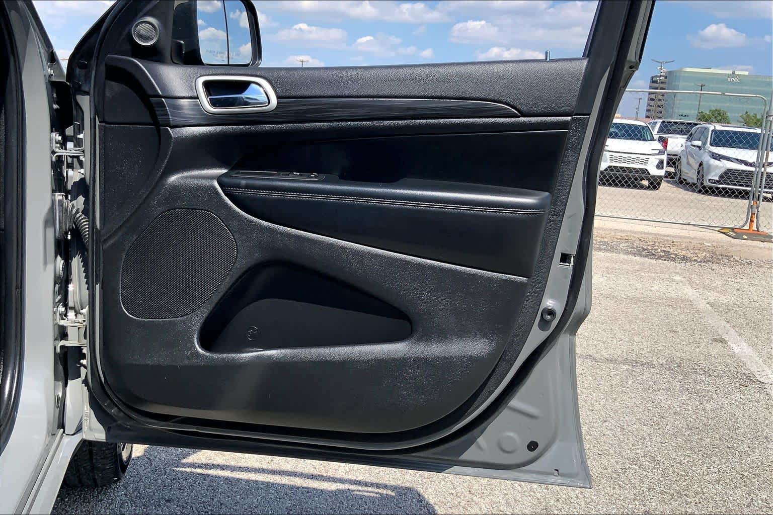 2022 Jeep Grand Cherokee WK Laredo X Sting-Gray Clearcoat at Beck & Masten Kia