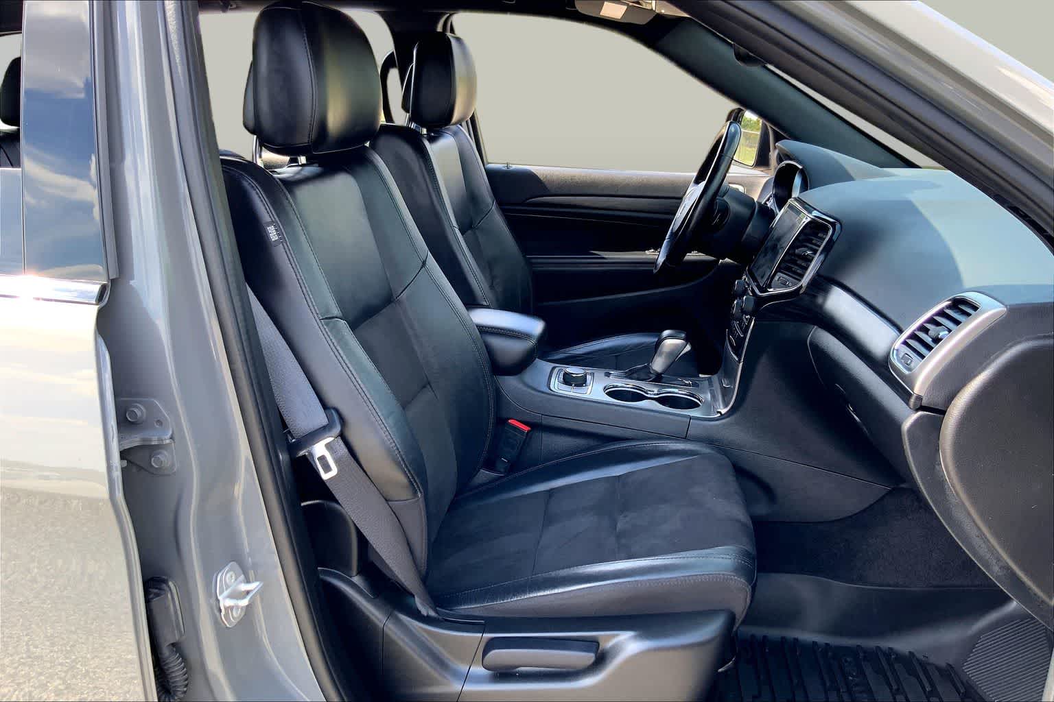2022 Jeep Grand Cherokee WK Laredo X Sting-Gray Clearcoat at Beck & Masten Kia