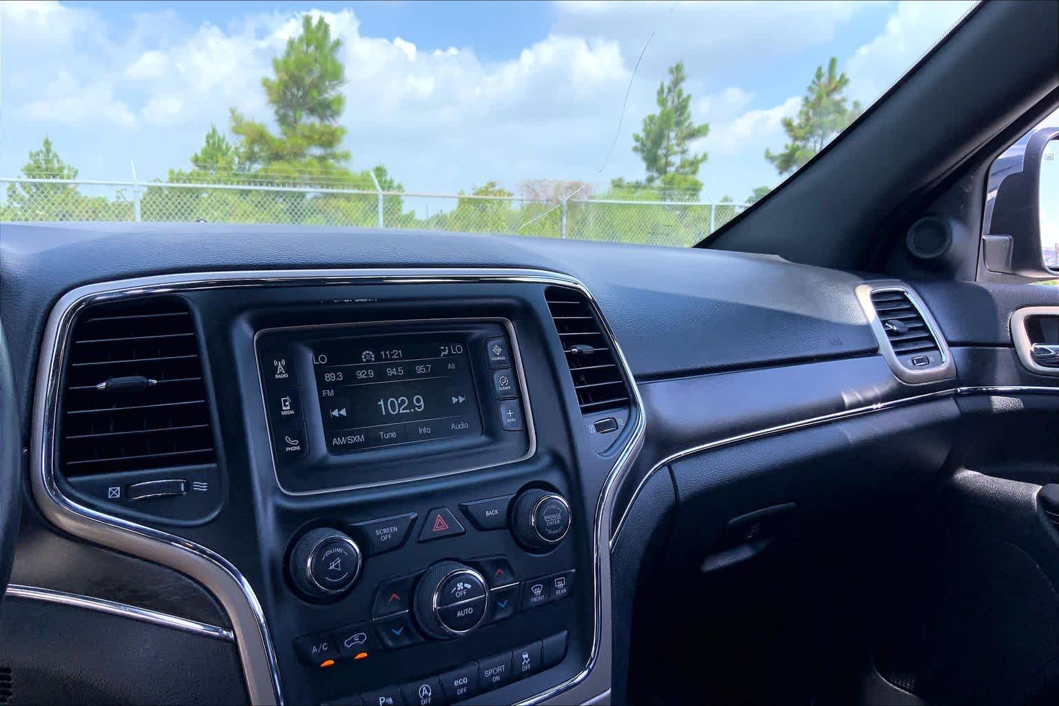 2017 Jeep Grand Cherokee Limited Granite Crystal Metallic Clearcoat at Group 1 GMC Buick South