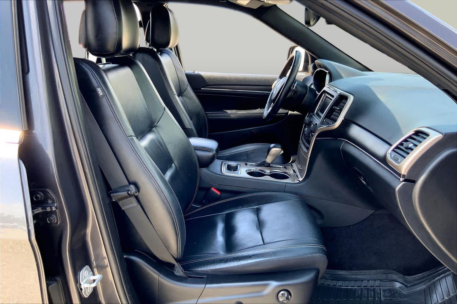 2017 Jeep Grand Cherokee Limited Granite Crystal Metallic Clearcoat at Group 1 GMC Buick South