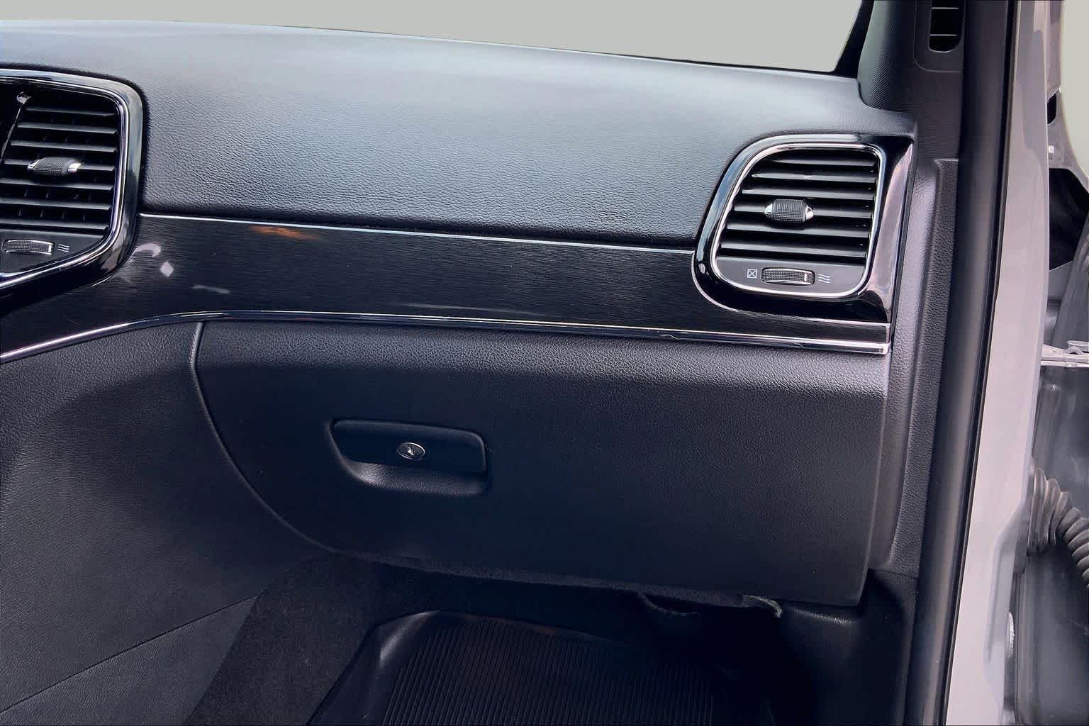 2019 Jeep Grand Cherokee Trailhawk Sting-Gray Clearcoat at AutoNation Ford Gulf Fwy