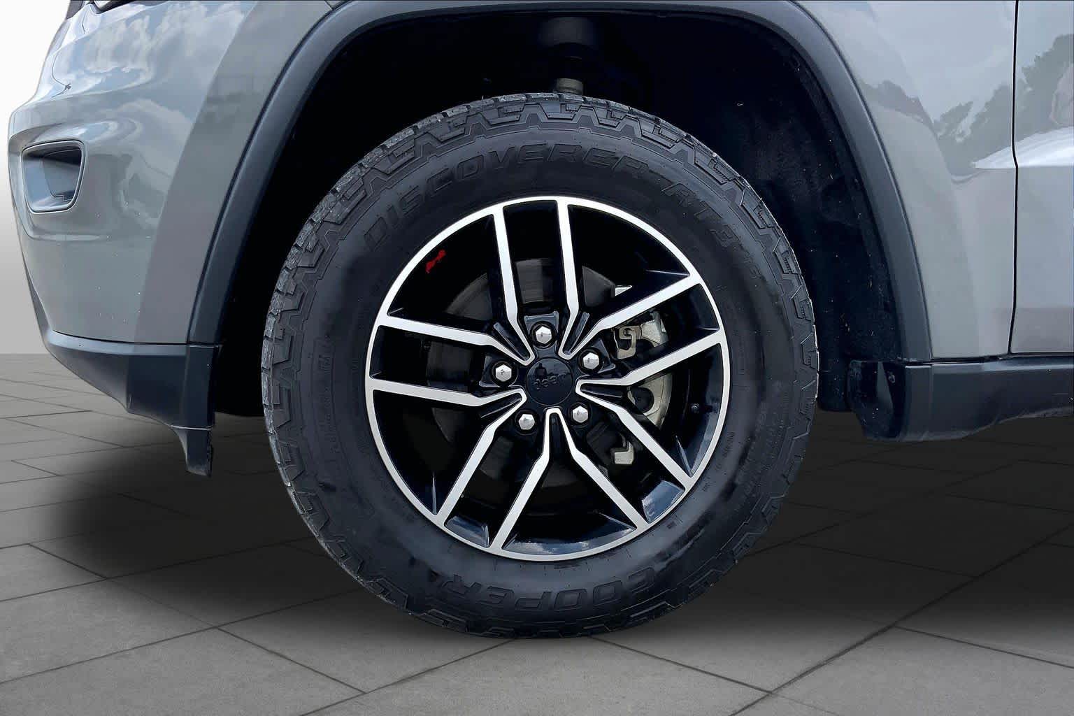 2019 Jeep Grand Cherokee Trailhawk Sting-Gray Clearcoat at AutoNation Ford Gulf Fwy