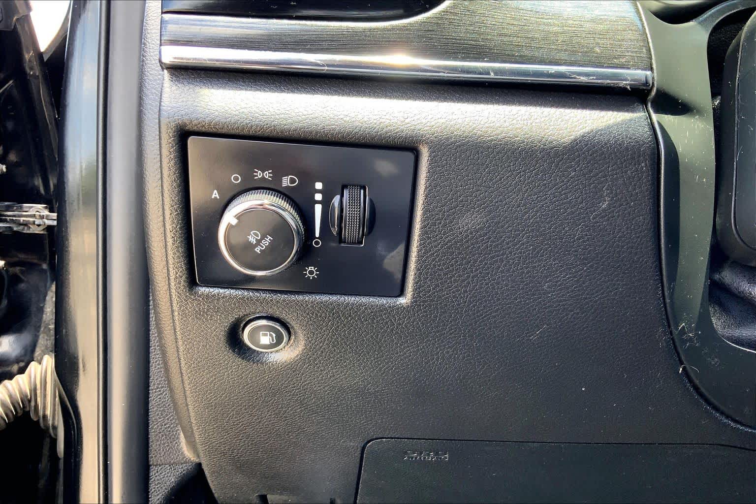 2021 Jeep Grand Cherokee Trailhawk Diamond Black Crystal Pearlcoat at AutoNation Chrysler Jeep Dodge Ram Spring