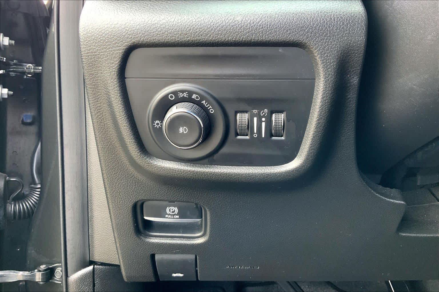 2023 Jeep Grand Cherokee L Limited Rocky Mountain Pearlcoat at Mac Haik CDJR North Houston