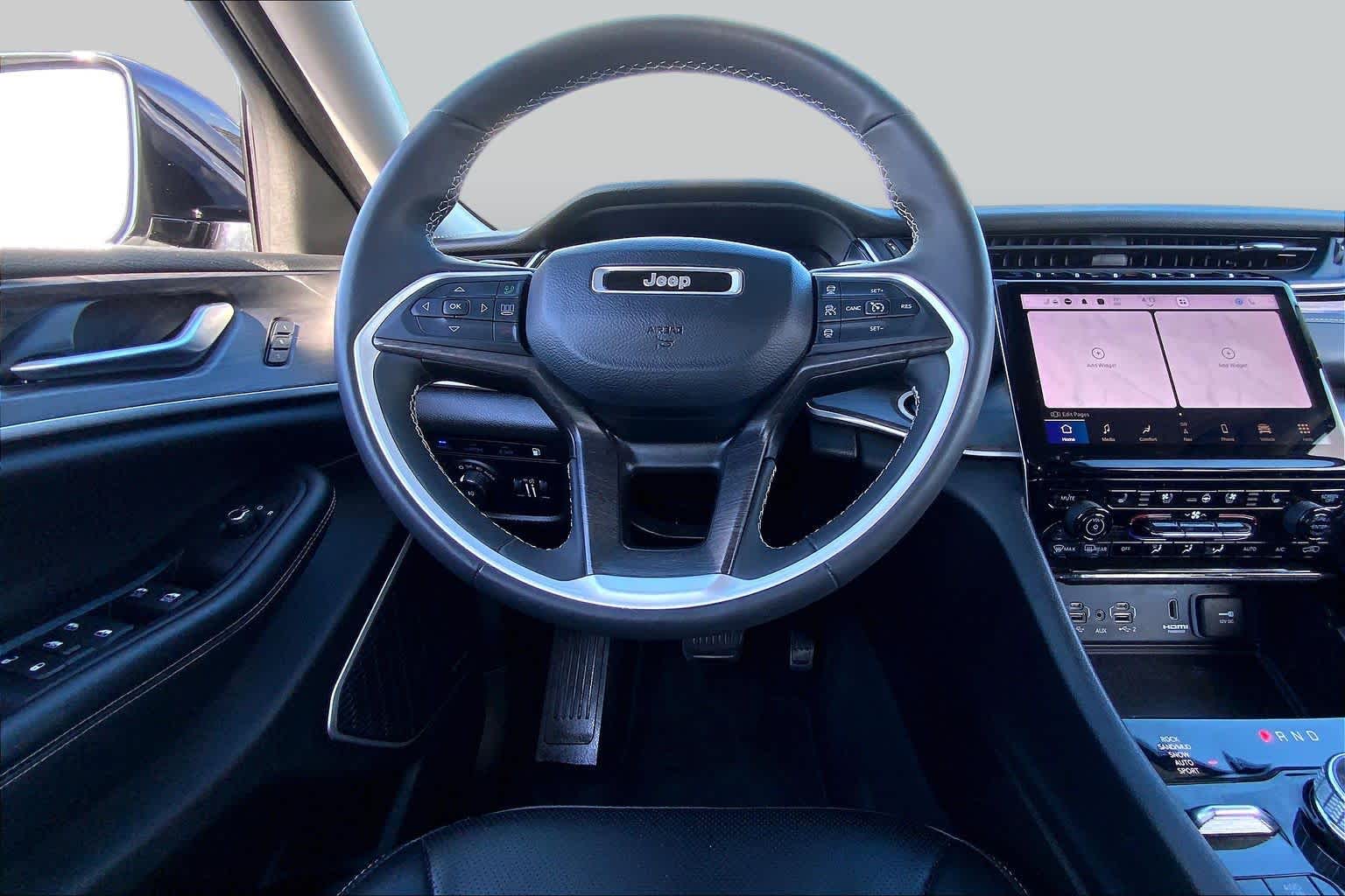 2023 Jeep Grand Cherokee 4xe photo 6 of 35